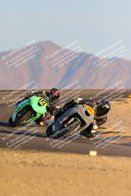 media/Dec-16-2023-CVMA (Sat) [[bb38a358a2]]/Race 13 Amateur Supersport Middleweight/